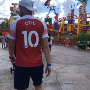 Meet your Posher, Jay